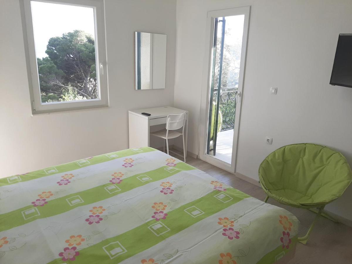 Apartman Maslina Pisak Ngoại thất bức ảnh