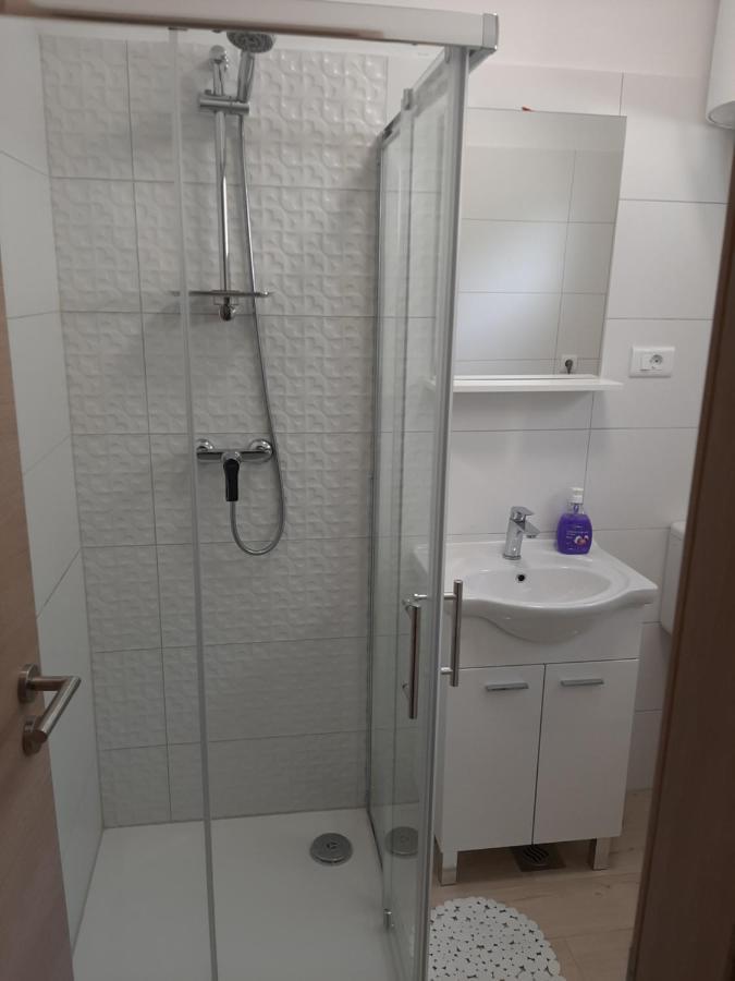 Apartman Maslina Pisak Ngoại thất bức ảnh